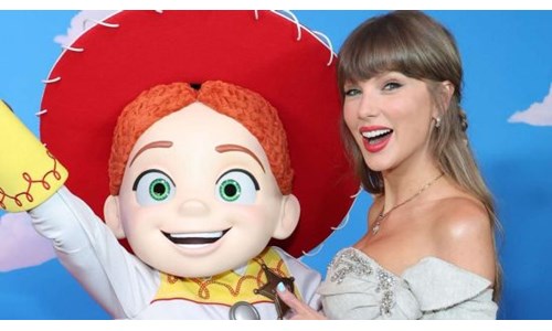 TAYLOR SWIFT, OYUNCAK HİKAYESİ 5'İN ŞARKISIYLA LİSTELERDE ZİRVEYE ÇIKTI